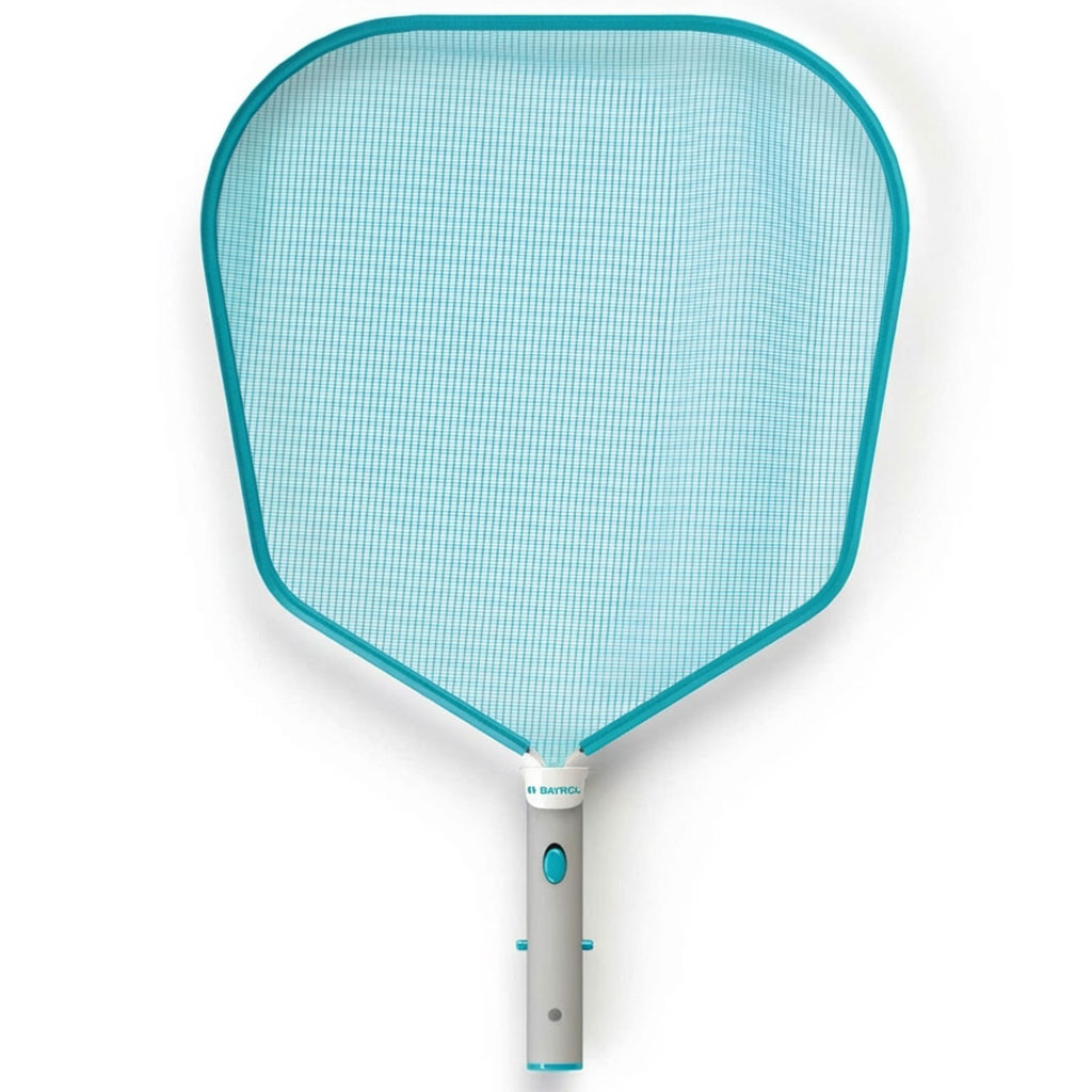 Poolreinigungsnetz mit einem breiten, flachen Netz und ergonomischem Griff.