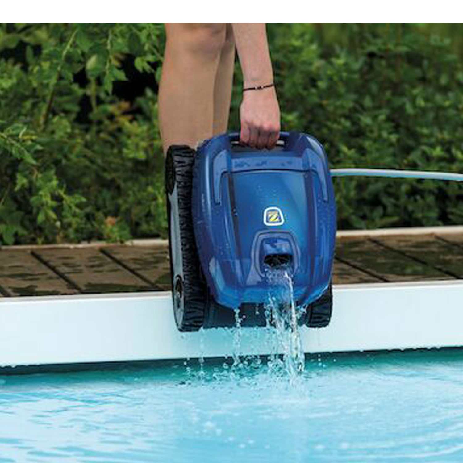 schwimmbad-reiniger-tornax-2100-zodiac